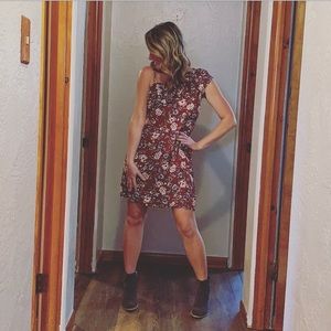 3/$20 💖 One-shoulder sundress, floral